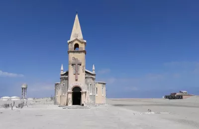 São Martin dos Tigres ist eine historische, heute verlassene Siedlung auf der Insel Tigres, Angola