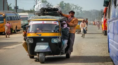 Rikschas, indischer Verkehr