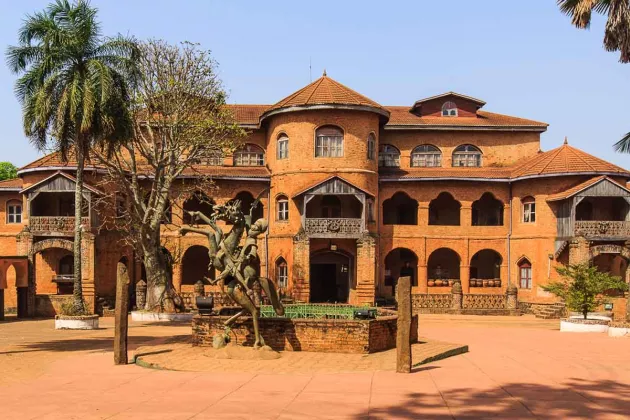 Antangana-Palast in der Stadt Yaoundé