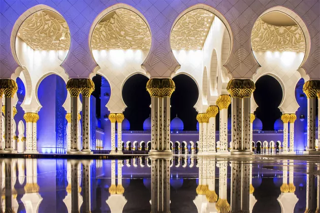 Sheikh Zayed Grand Mosque Center, Abu Dhabi, United Arab Emirates