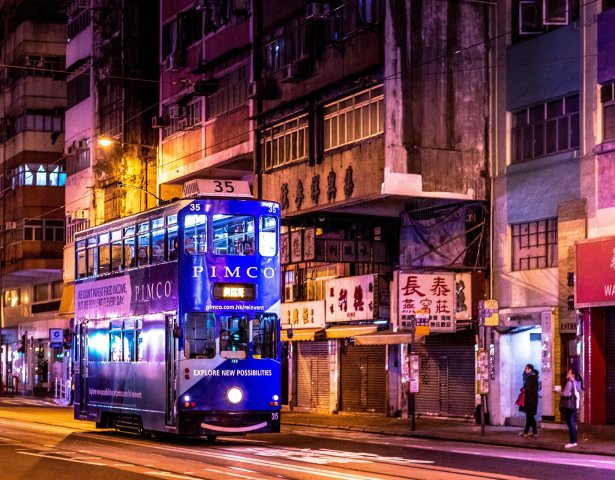 Doppelstöckige Straßenbahnen in Hongkong