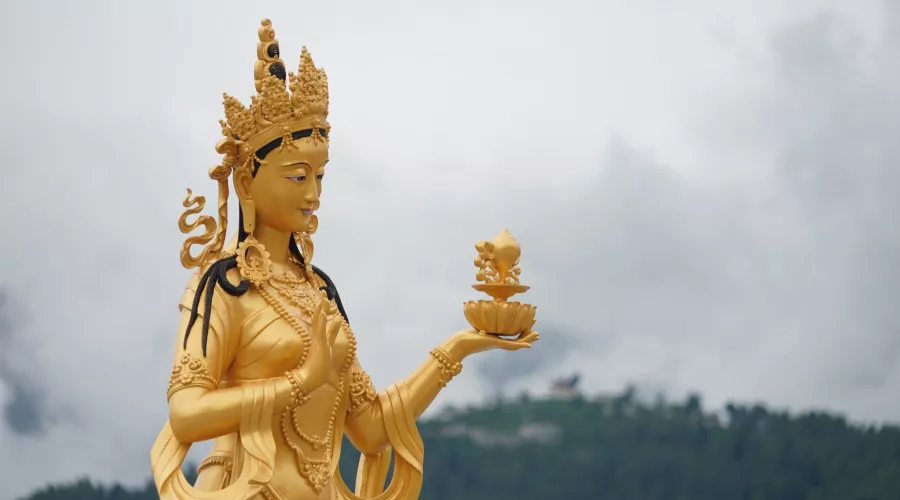 Bhutan will die Zahl der Touristen erhöhen