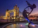 Blick auf die Tower Bridge in London, UK