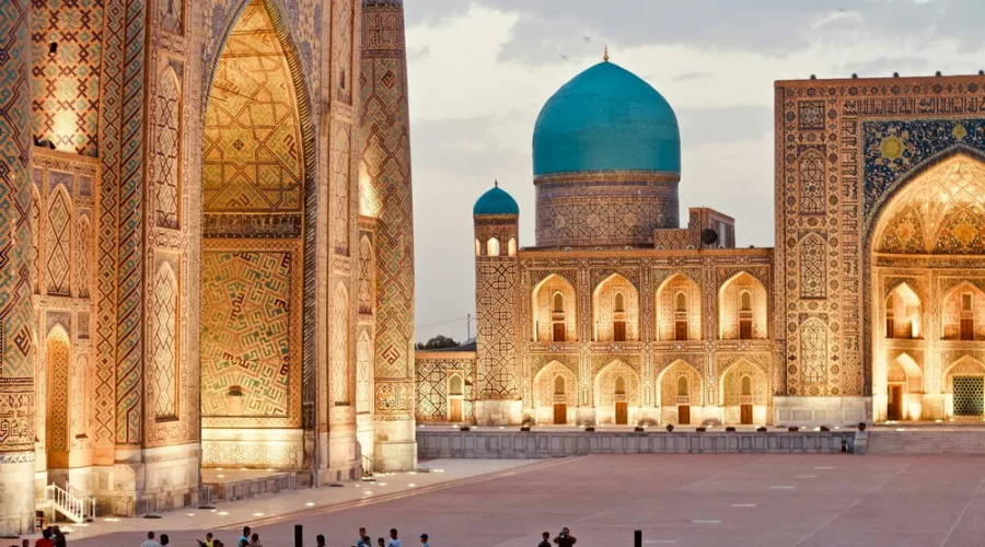 Air Samarkand nimmt Charter- und Linienflüge von Samarkand aus auf